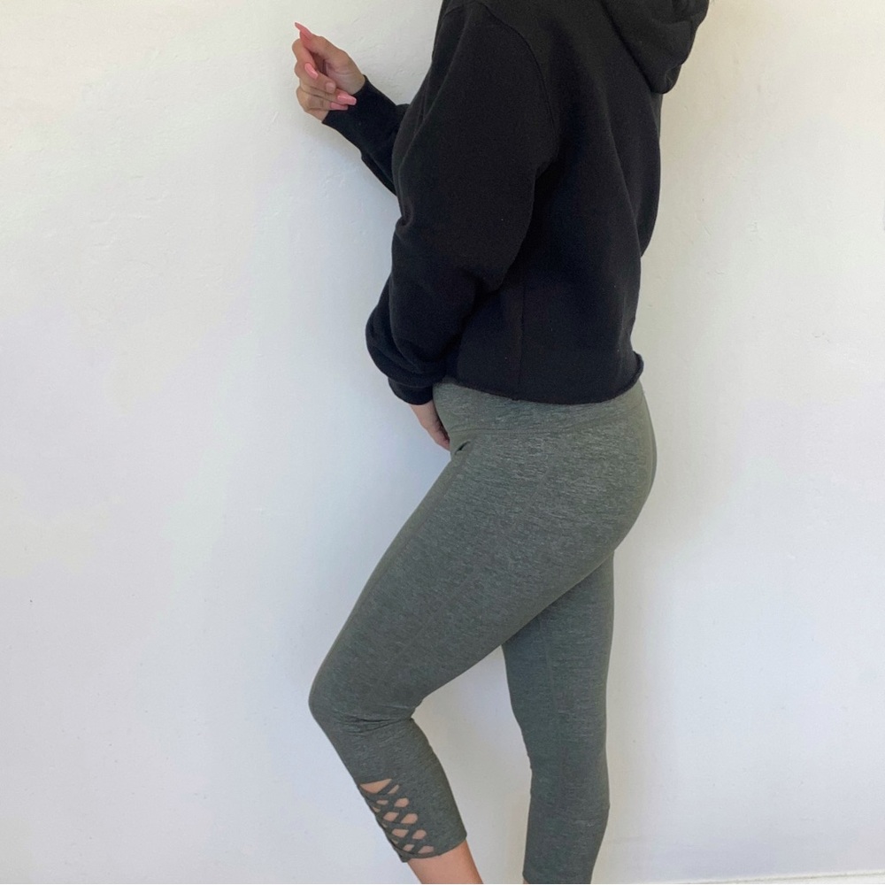 Athleta Mind Over Mat Crop Leggings Criss Cross Detail Olive Green Size Small